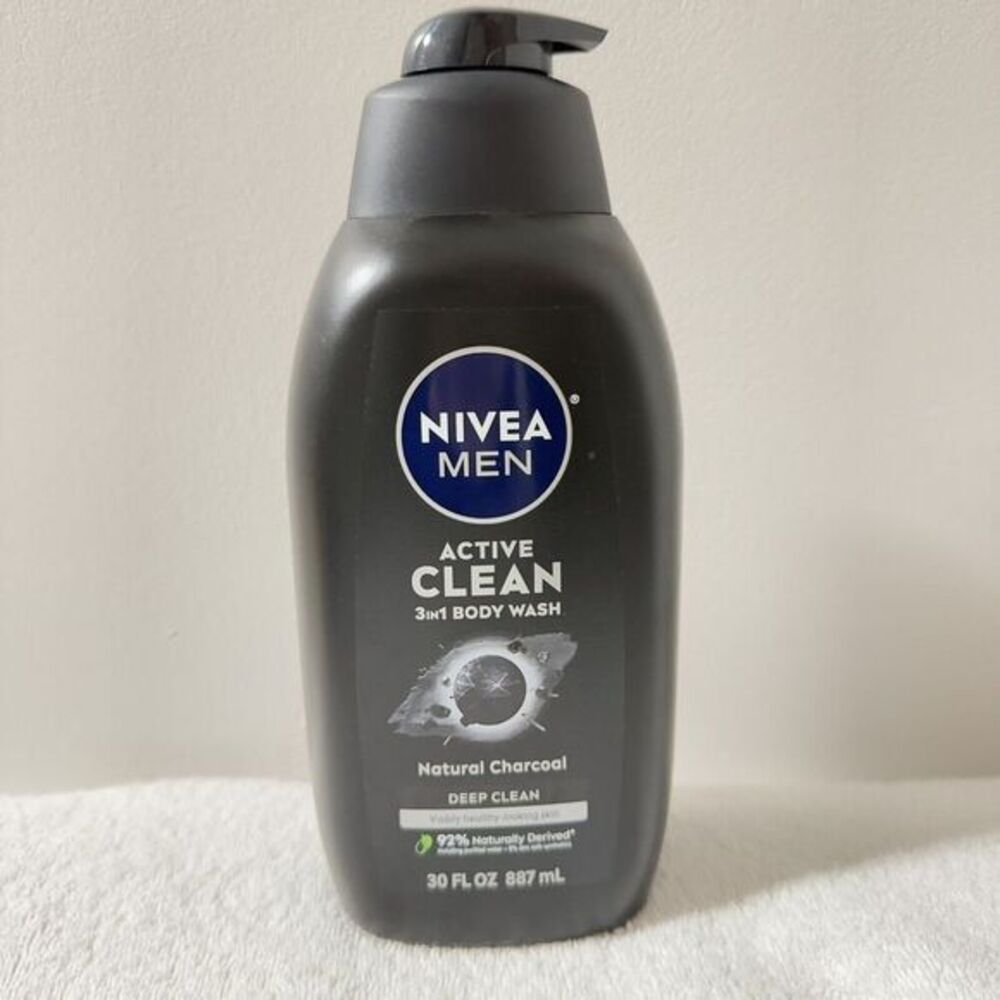 Nivea Men Maximum Hydration Body Wash, Aloe Vera Body Wash 30 Fl‎ Oz Pump Bottle